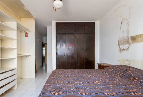 Apartamento T2 Venda em Quarteira,Loulé