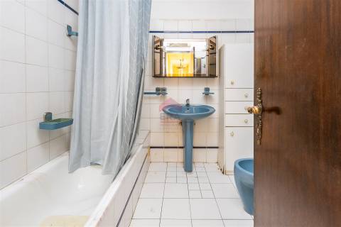 Apartamento T2 Venda em Quarteira,Loulé