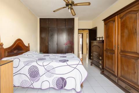 Apartamento T2 Venda em Quarteira,Loulé