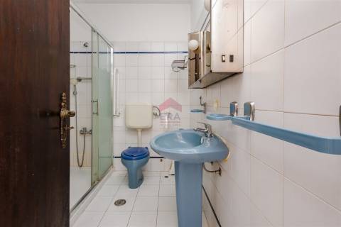 Apartamento T2 Venda em Quarteira,Loulé