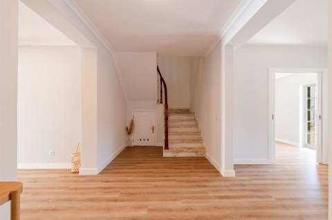 Moradia T4 Venda em Moncarapacho e Fuseta,Olhão