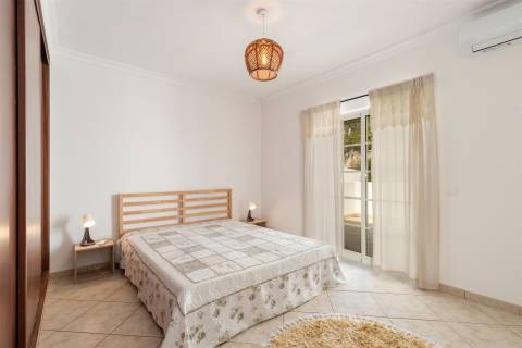 Moradia T4 Venda em Moncarapacho e Fuseta,Olhão