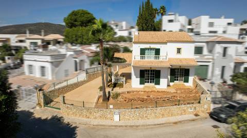 Moradia T4 Venda em Moncarapacho e Fuseta,Olhão