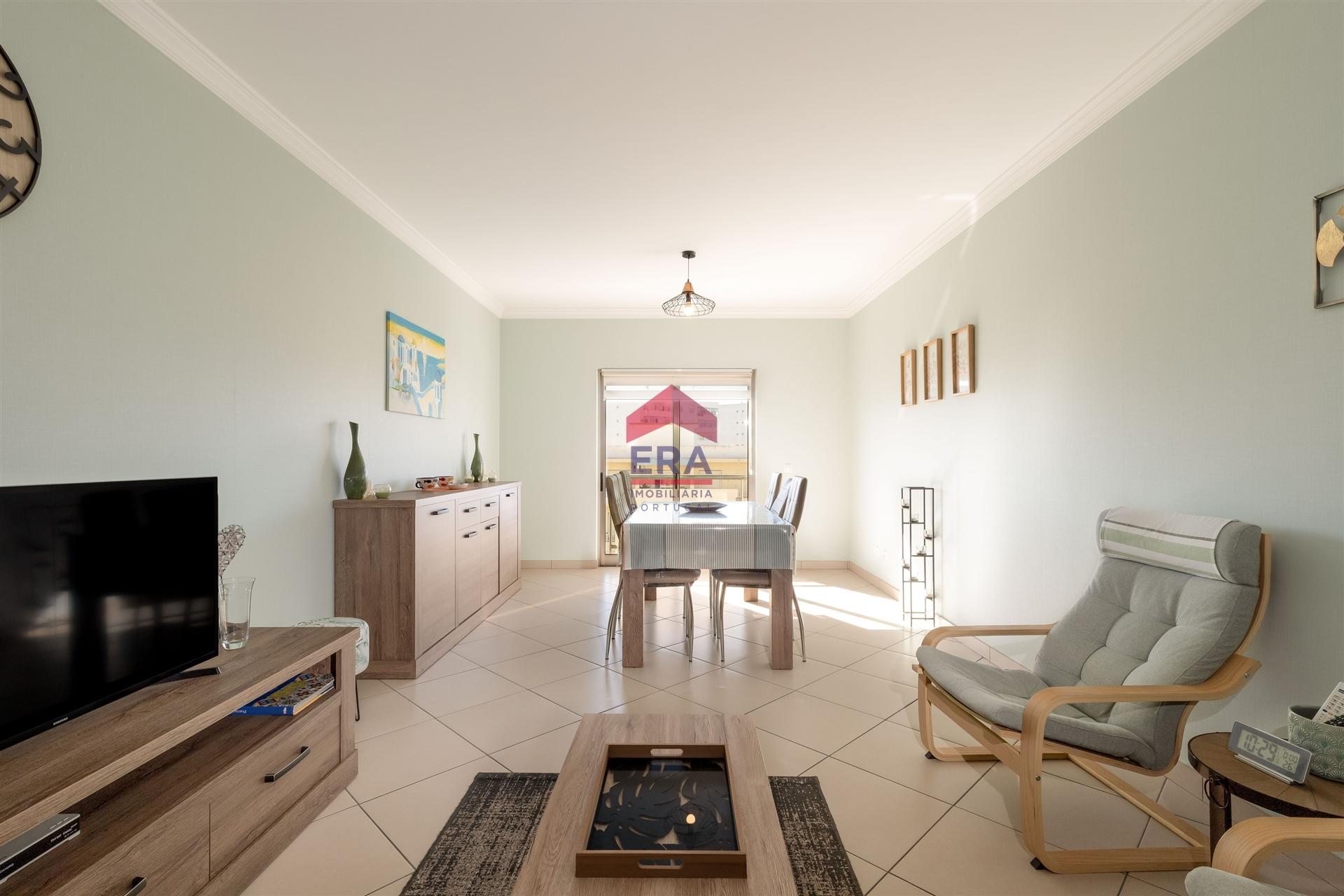 Apartamento T2 Venda em Quelfes,Olhão