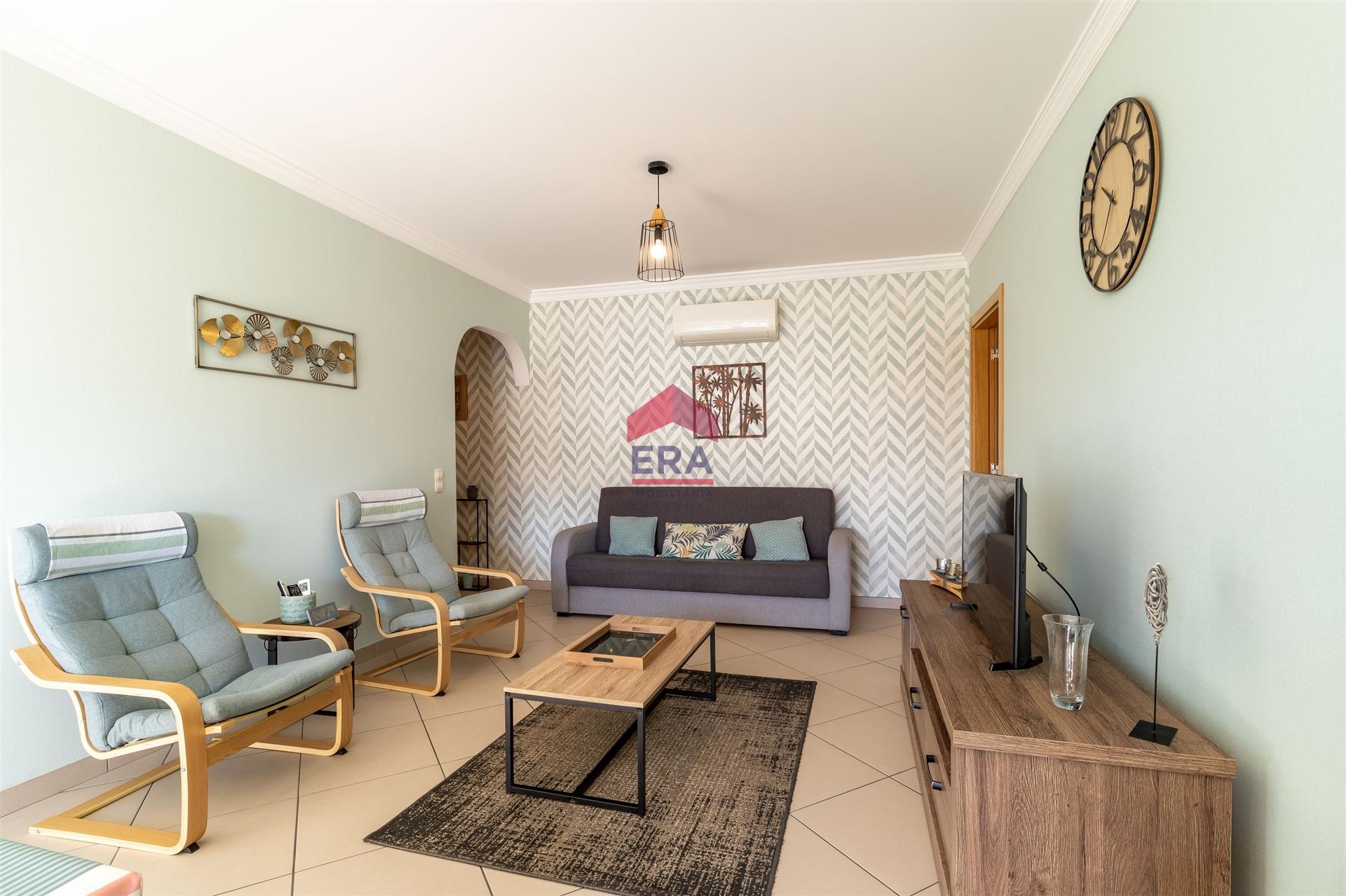 Apartamento T2 Venda em Quelfes,Olhão