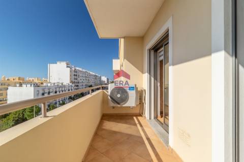 Apartamento T2 Venda em Quelfes,Olhão