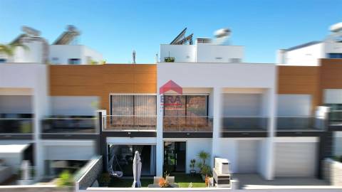 Moradia em Banda T3 Venda em Quelfes,Olhão