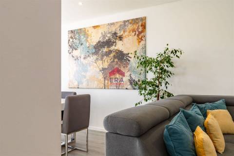 Moradia em Banda T3 Venda em Quelfes,Olhão