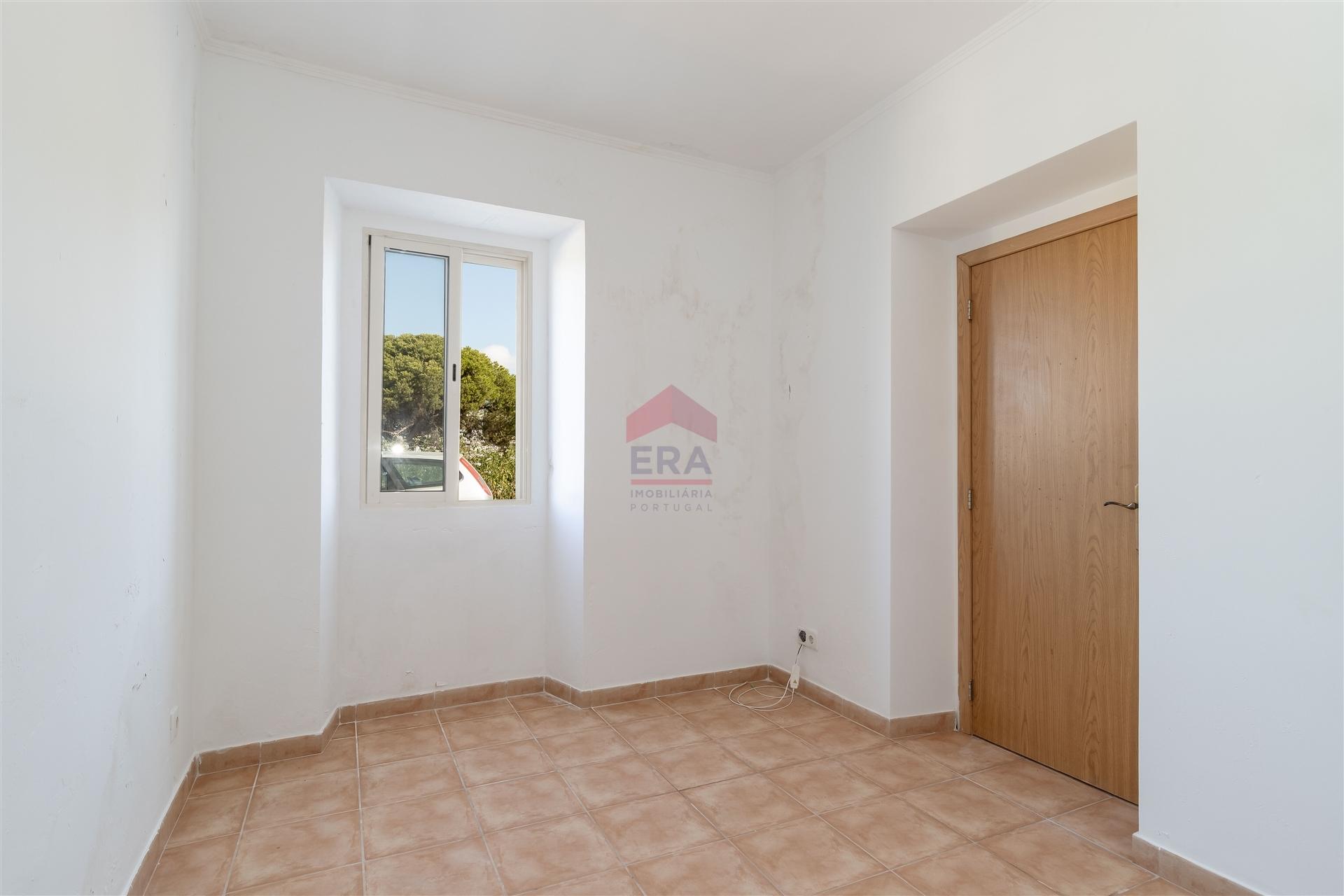 Moradia em Banda T2 Venda em Montenegro,Faro