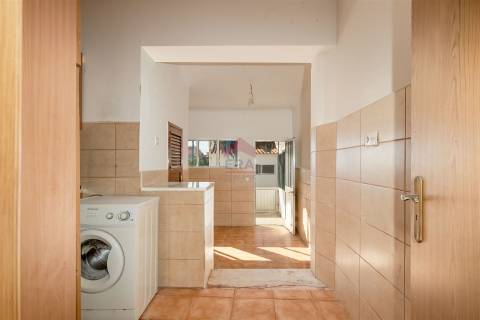 Moradia em Banda T2 Venda em Montenegro,Faro