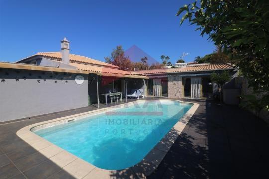 Moradia T7 Venda em Almancil,Loulé