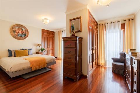 Apartamento T4 Venda em Faro (Sé e São Pedro),Faro