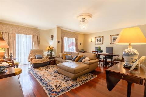 Apartamento T4 Venda em Faro (Sé e São Pedro),Faro