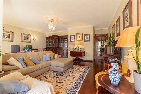 Apartamento T4 Venda em Faro (Sé e São Pedro),Faro
