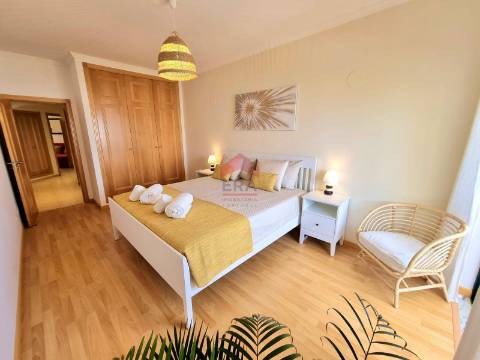 Apartamento T2+2 DUPLEX Venda em Quarteira,Loulé