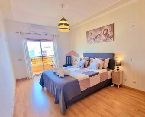 Apartamento T2+2 DUPLEX Venda em Quarteira,Loulé