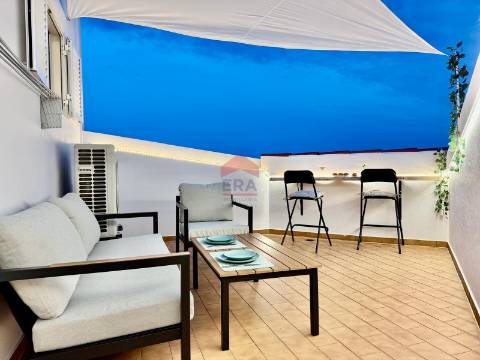Apartamento T2+2 DUPLEX Venda em Quarteira,Loulé
