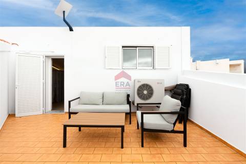 Apartamento T2+2 DUPLEX Venda em Quarteira,Loulé