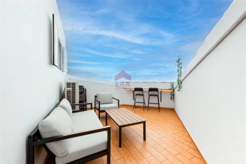 Apartamento T2+2 DUPLEX Venda em Quarteira,Loulé