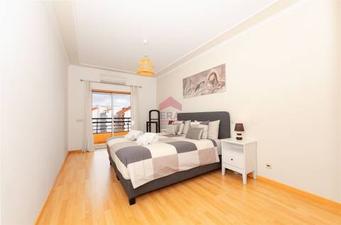 Apartamento T2+2 DUPLEX Venda em Quarteira,Loulé