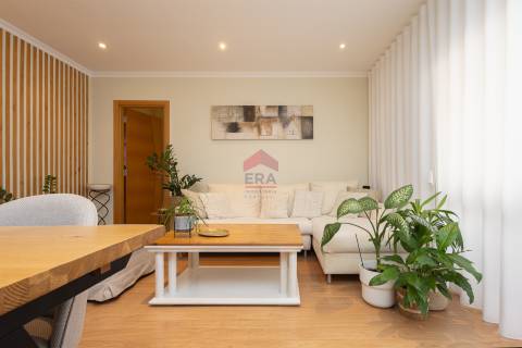 Apartamento T2 Venda em Quarteira,Loulé