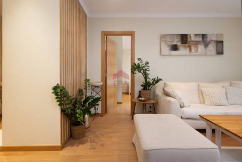 Apartamento T2 Venda em Quarteira,Loulé