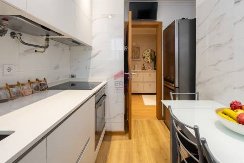 Apartamento T2 Venda em Quarteira,Loulé