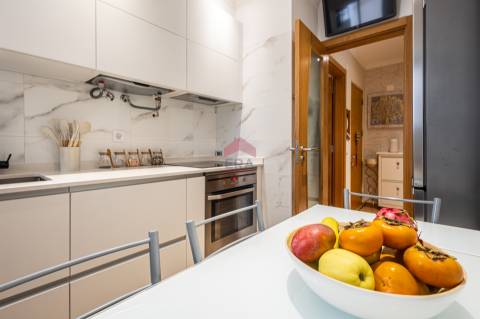 Apartamento T2 Venda em Quarteira,Loulé