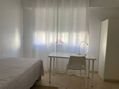Apartamento T3 Venda em Faro (Sé e São Pedro),Faro