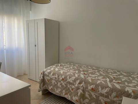 Apartamento T3 Venda em Faro (Sé e São Pedro),Faro