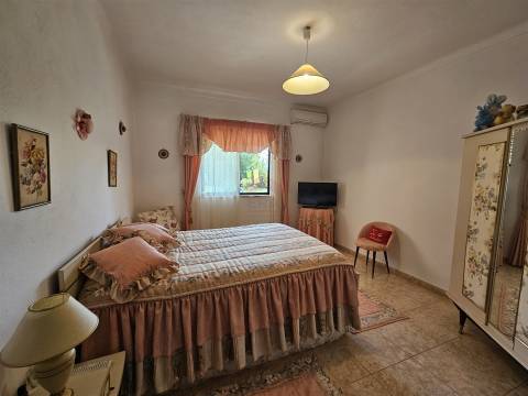 Moradia Isolada T3 Venda em Santa Bárbara de Nexe,Faro