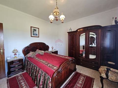 Moradia Isolada T3 Venda em Santa Bárbara de Nexe,Faro