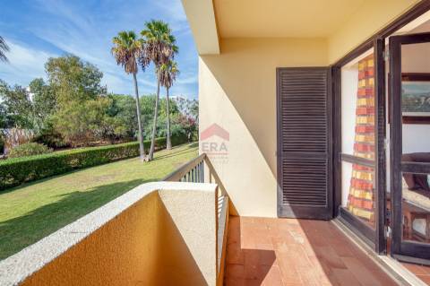 Apartamento T2 Venda em Albufeira e Olhos de Água,Albufeira