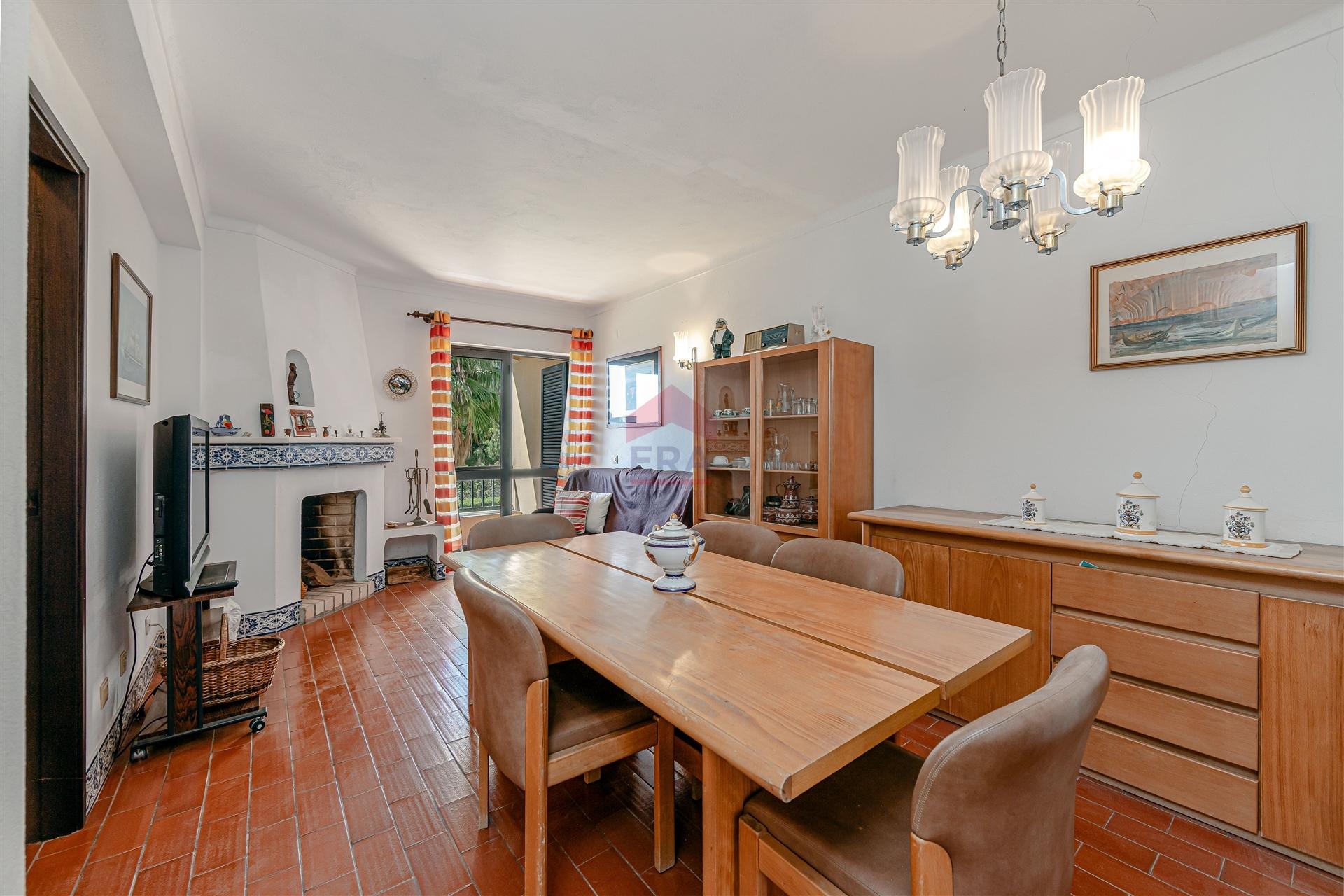 Apartamento T2 Venda em Albufeira e Olhos de Água,Albufeira