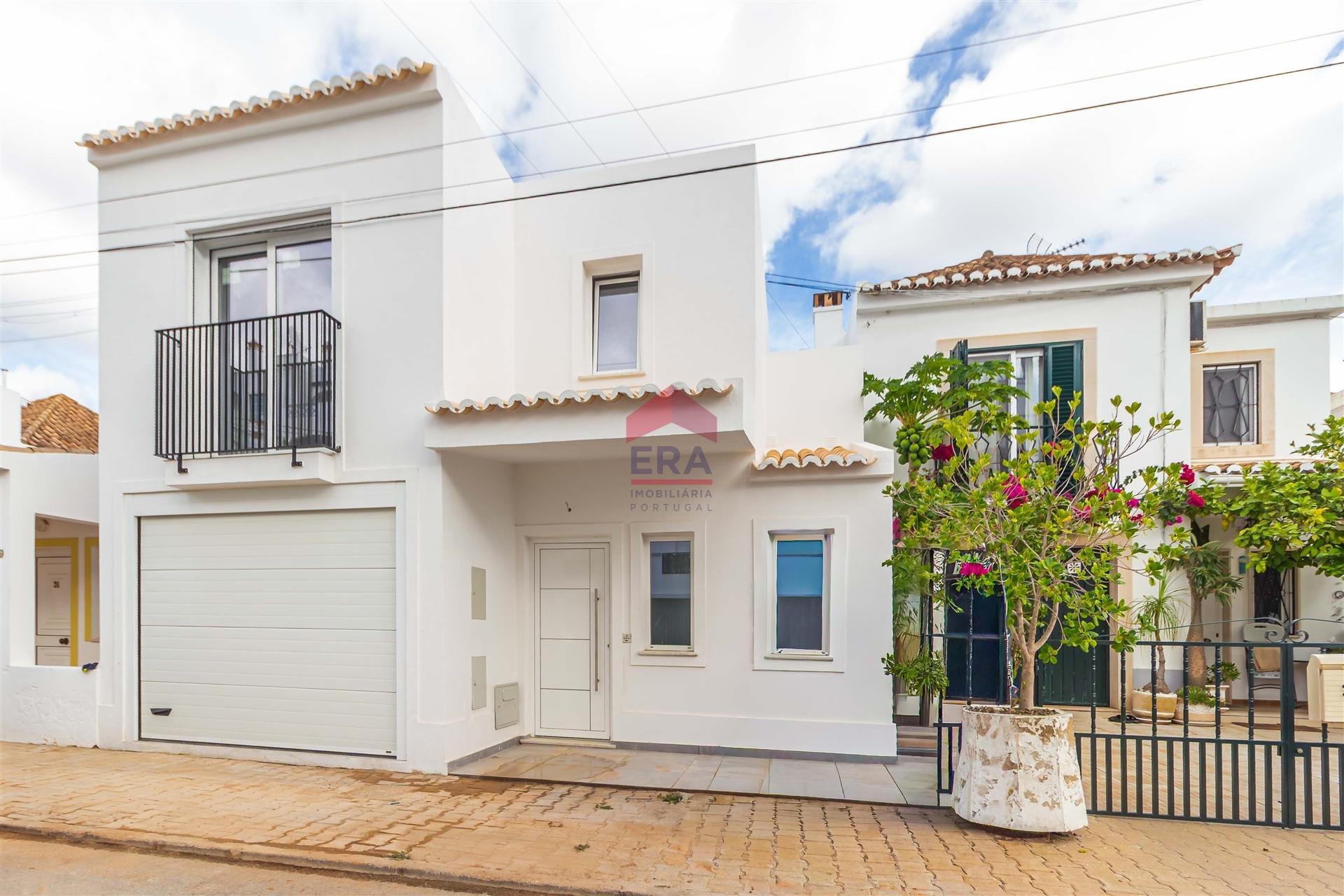 Moradia em Banda T3 Venda em Tavira (Santa Maria e Santiago),Tavira