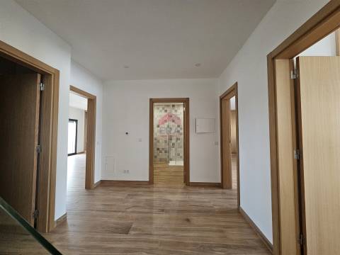 Moradia em Banda T3+2 Venda em São Brás de Alportel,São Brás de Alportel