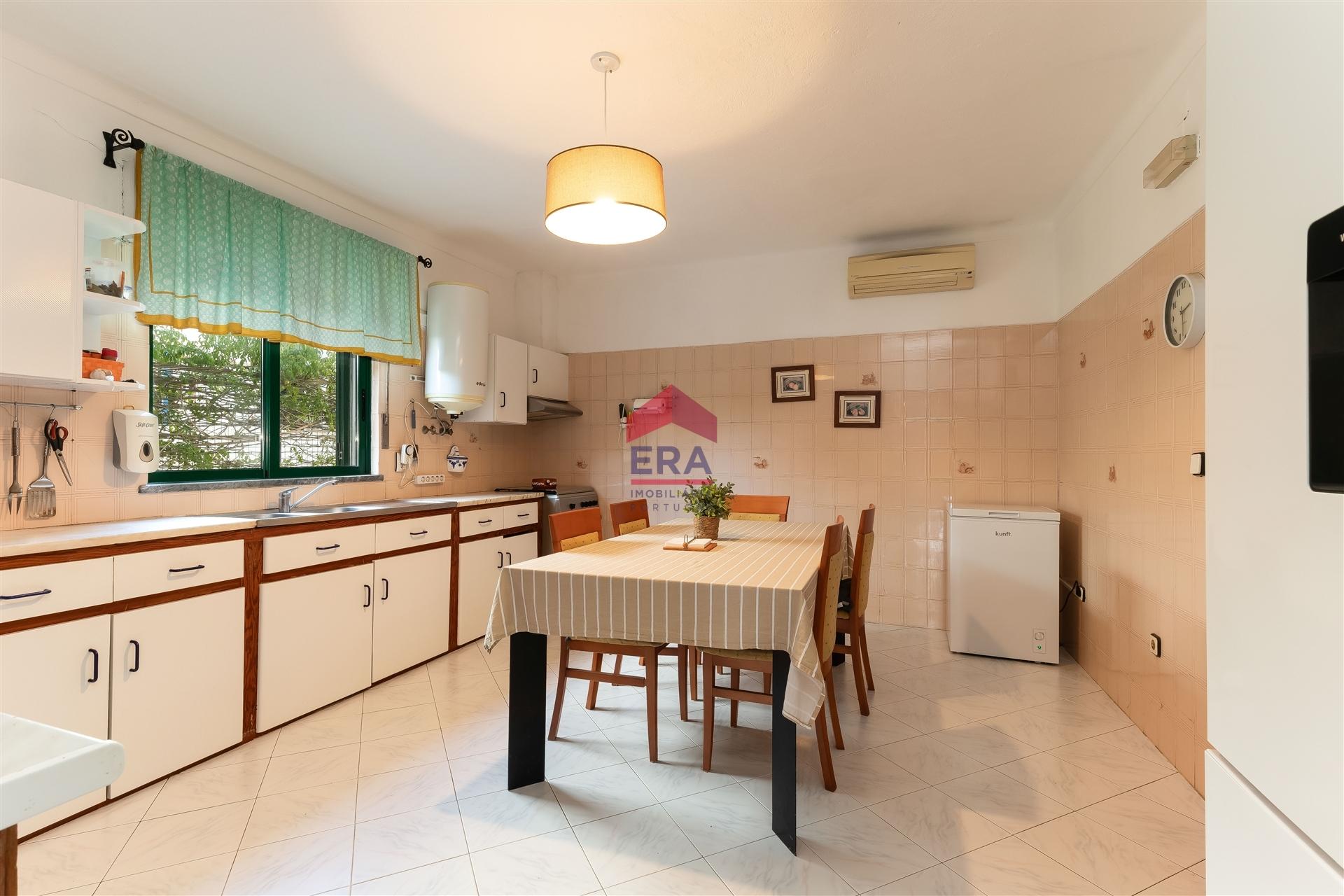 Moradia T3 Venda em Moncarapacho e Fuseta,Olhão