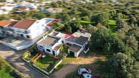 Moradia T3 Venda em Moncarapacho e Fuseta,Olhão