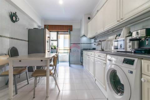 Apartamento T3 Venda em Faro (Sé e São Pedro),Faro