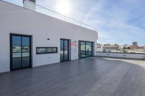 Apartamento T3 Venda em Quarteira,Loulé