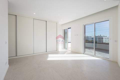Apartamento T3 Venda em Quarteira,Loulé
