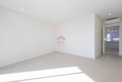 Apartamento T3 Venda em Quarteira,Loulé