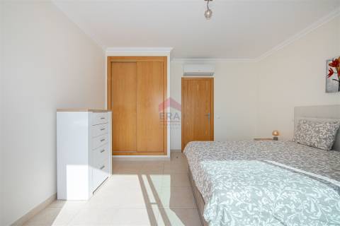 Apartamento T2 Venda em Albufeira e Olhos de Água,Albufeira