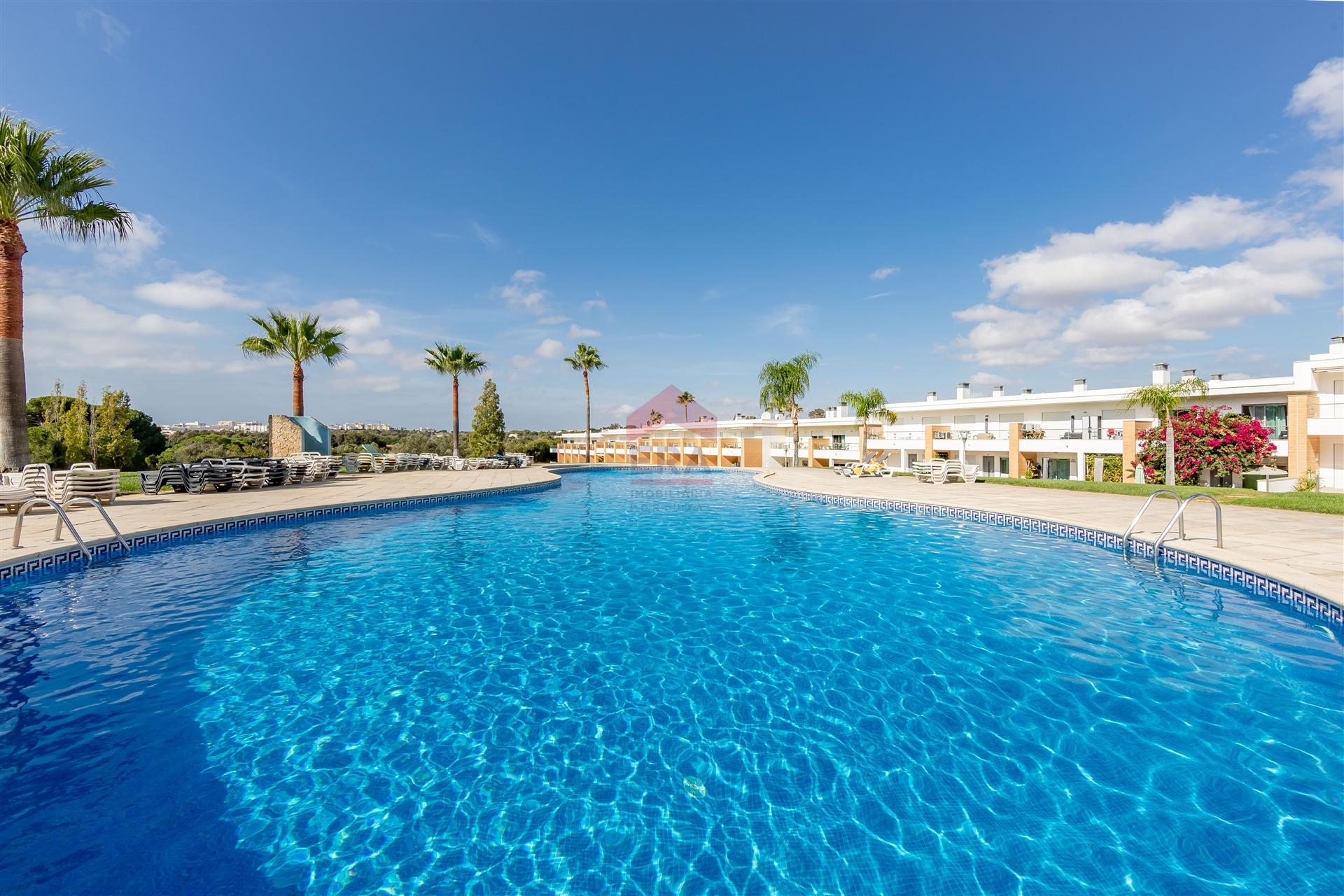 Apartamento T2 Venda em Albufeira e Olhos de Água,Albufeira