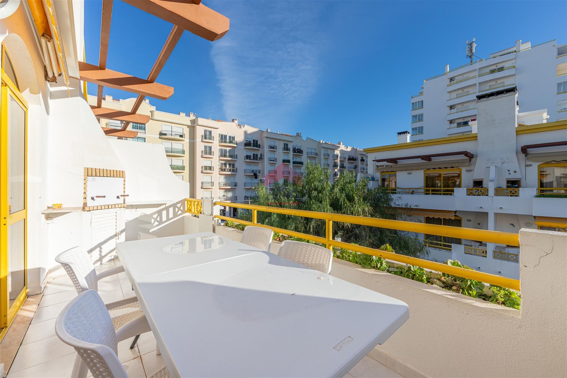 Apartamento T2 Venda em Quarteira,Loulé