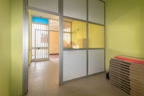 Loja  Venda em Faro (Sé e São Pedro),Faro