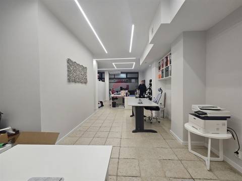 Loja  Venda em Faro (Sé e São Pedro),Faro