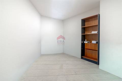 Loja  Venda em Faro (Sé e São Pedro),Faro