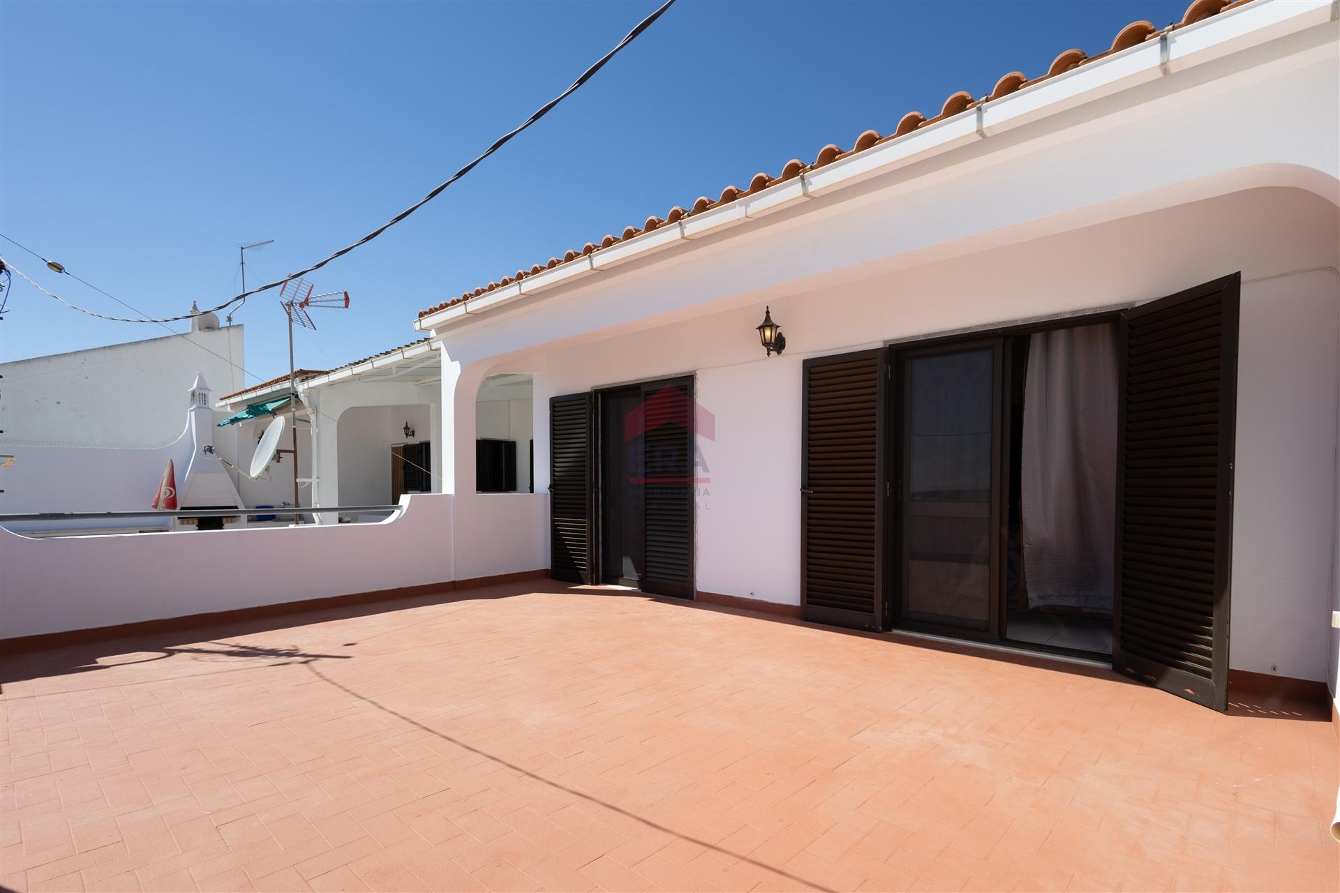 Moradia T5 Venda em Faro (Sé e São Pedro),Faro