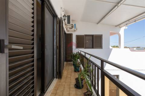 Moradia T5 Venda em Faro (Sé e São Pedro),Faro